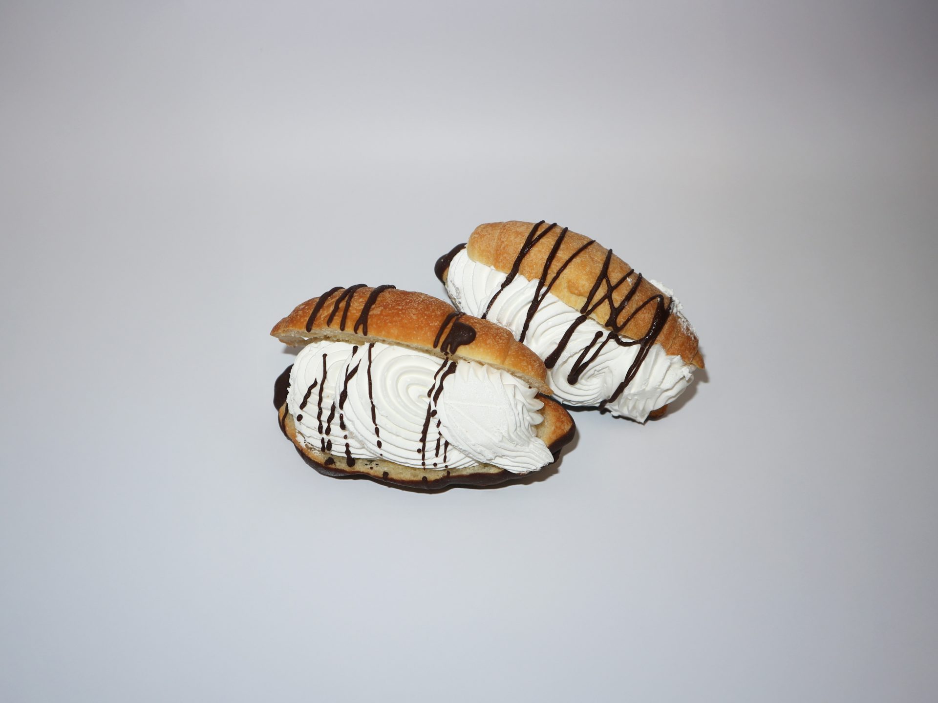 Croissant De Nata Rayado Magdalena 1.4kg sku 2579 - Comprar Bollería online | El Mes Dolç