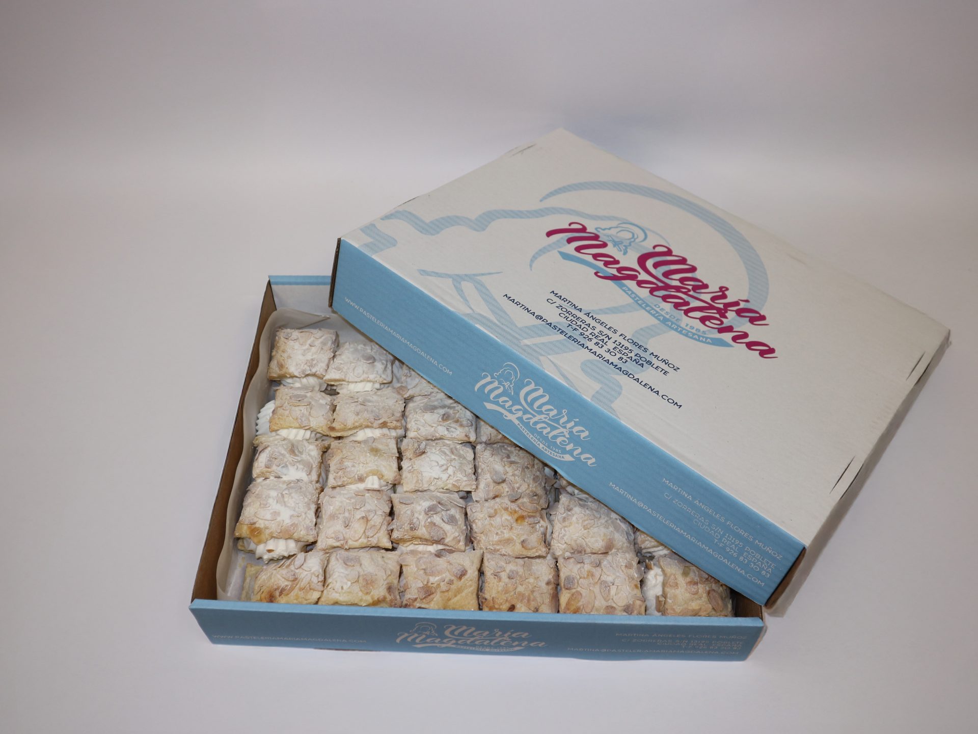 Hojaldre Nata Almendra Magdalena 1.7kg - Comprar Hojaldre online | El Mes Dolç
