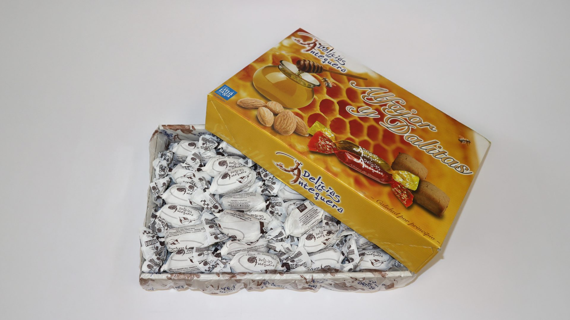 Alfajor de almendra El Mes Dolç, tierno y aromático con almendra molida