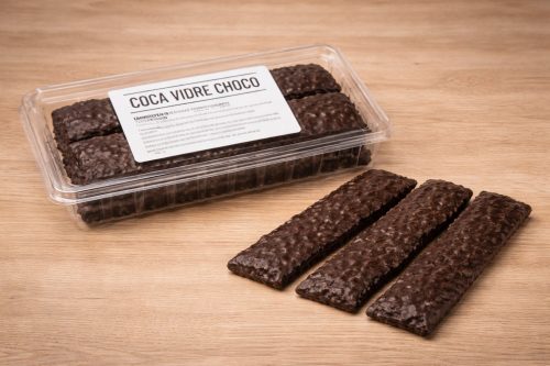 Coca de cristal Tribó con chocolate, fina y crujiente