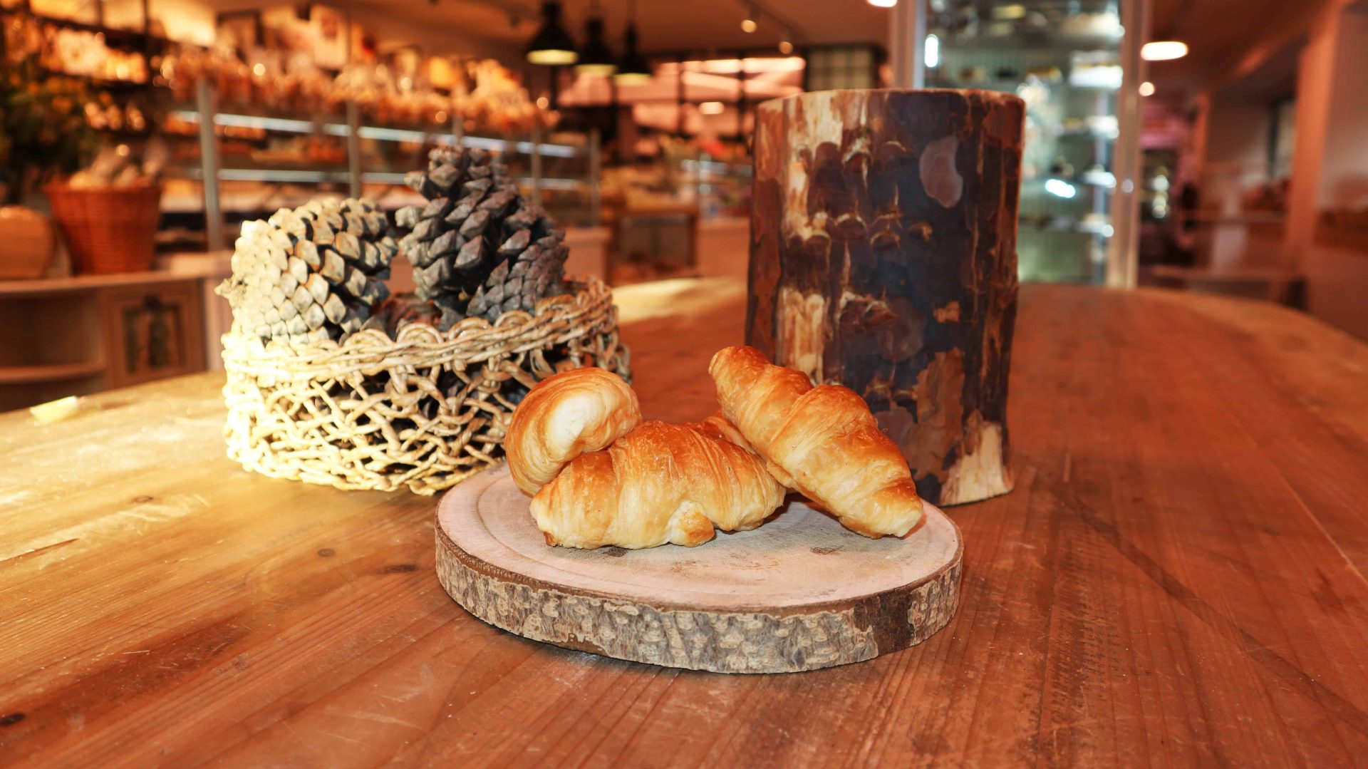 Croissant tradicional Belcan, hojaldre de mantequilla en forma de media luna