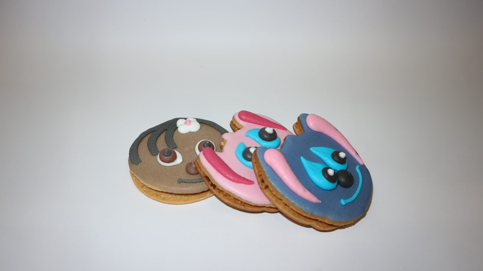 Galleta de mantequilla Lozano, dorada y crujiente al morder.