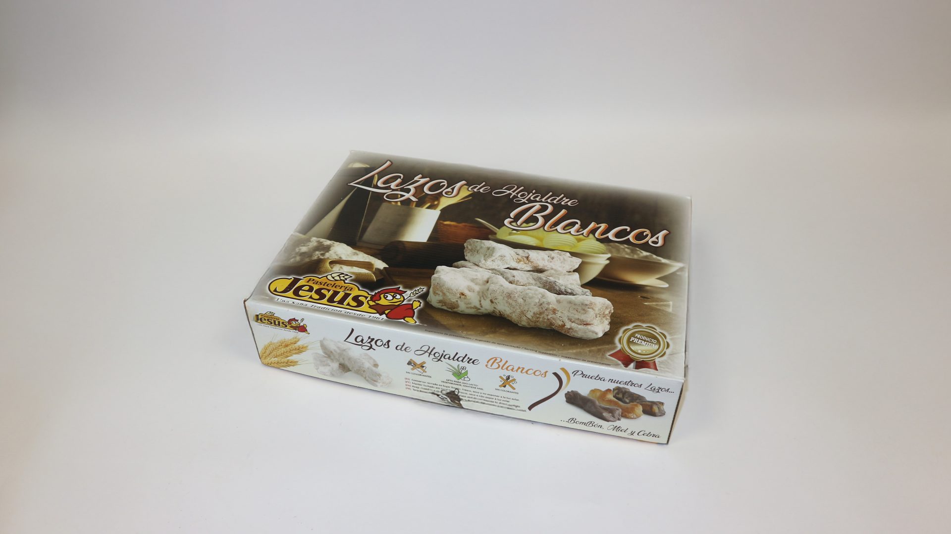 Lazo Blanco Jesus 1.7kg, hojaldre de Pastelería Jesús