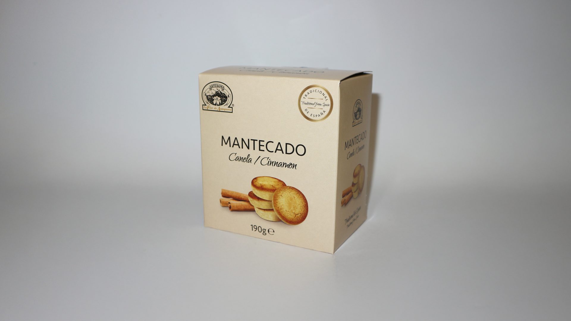 Mantecado de canela Unión Mels, tierno y con aroma cálido a especia.