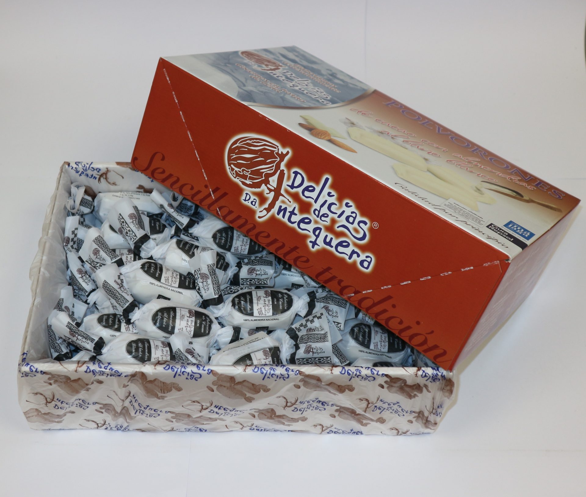 Polvorón glaseado blanco de Delicias de Antequera, con cobertura fina y miga que se deshace