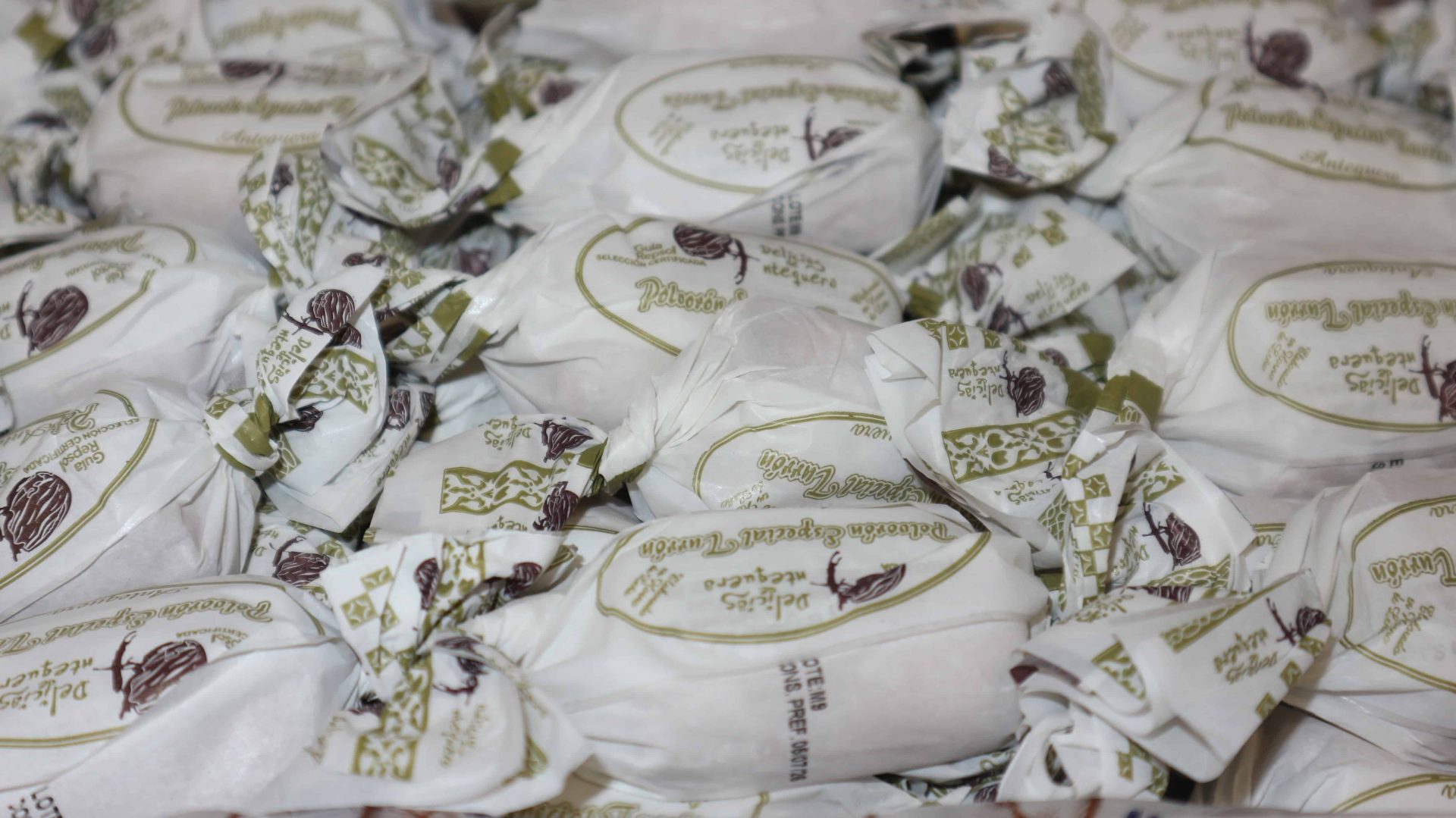 Polvorón Turrón Antequera 4kg de Delicias de Antequera