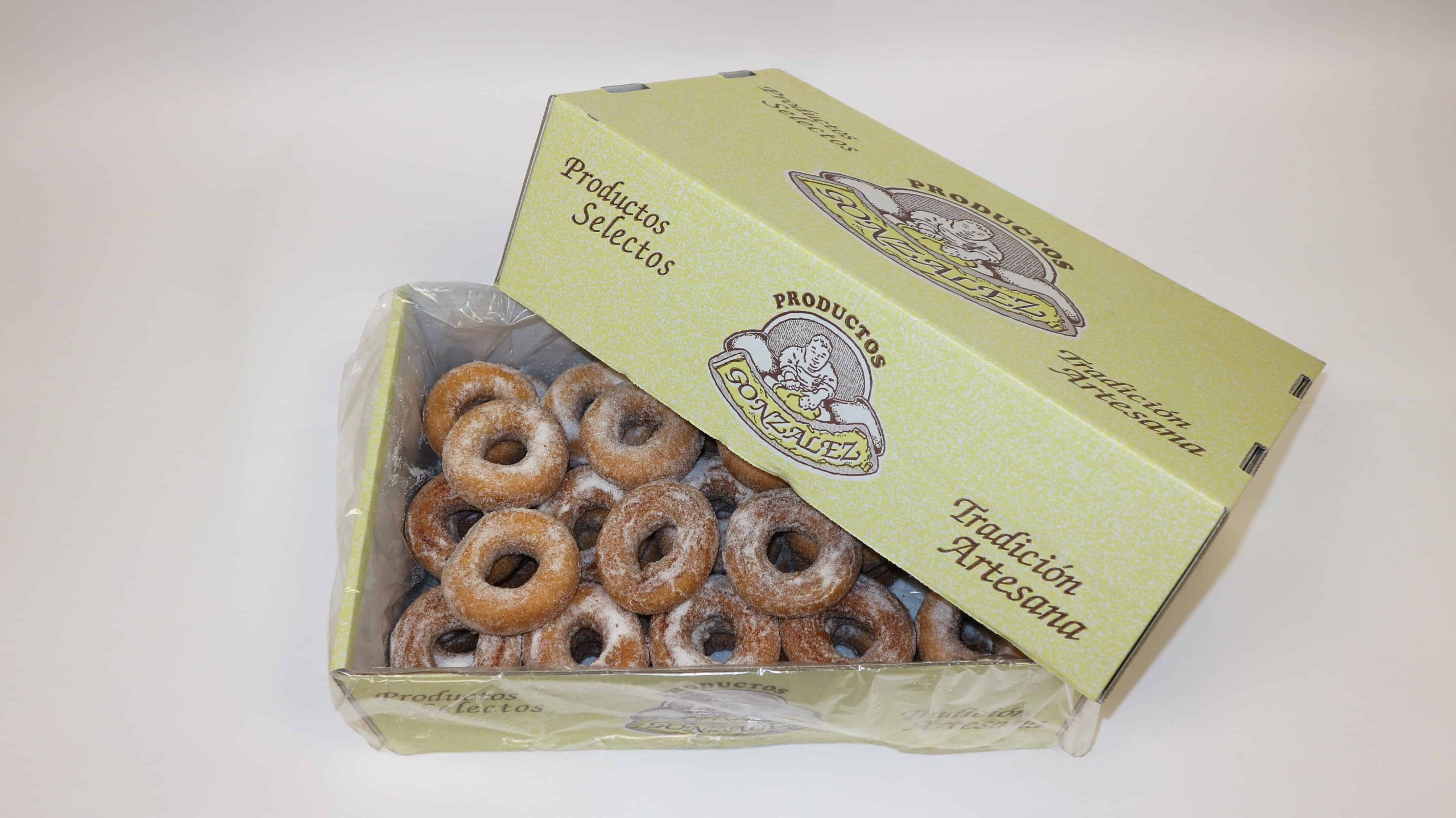 Rosco frito casero de Productos González, dorado y espolvoreado con azúcar