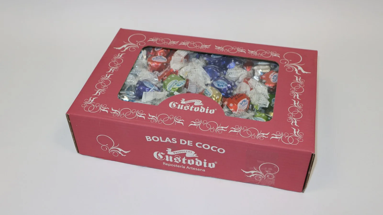 Bolas De Coco 3 kg CUSTODIO, la caja cerrada