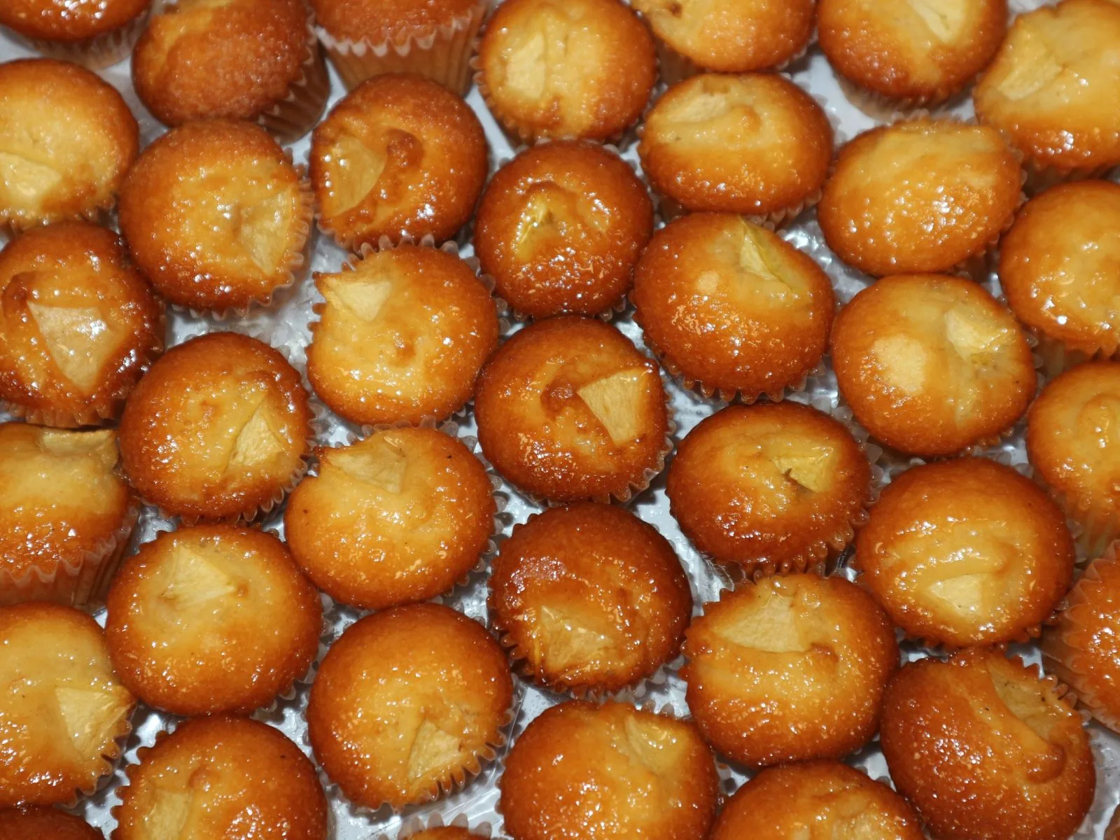 Mini Magdalena Crema y Manzana Granel LOZANO 1,2kg